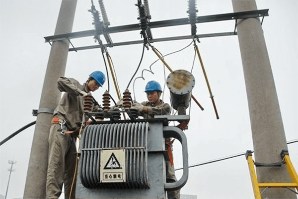 如何配置變壓器容量？